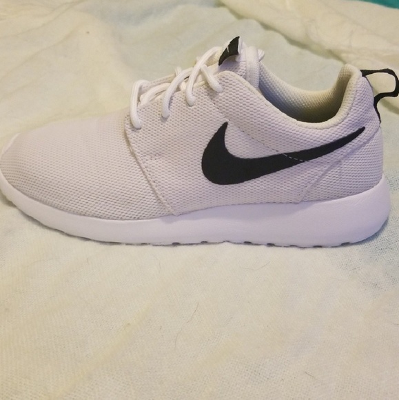 nike shoes size 4.5